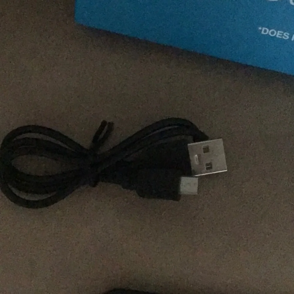Ipad, tablet keyboard with charger